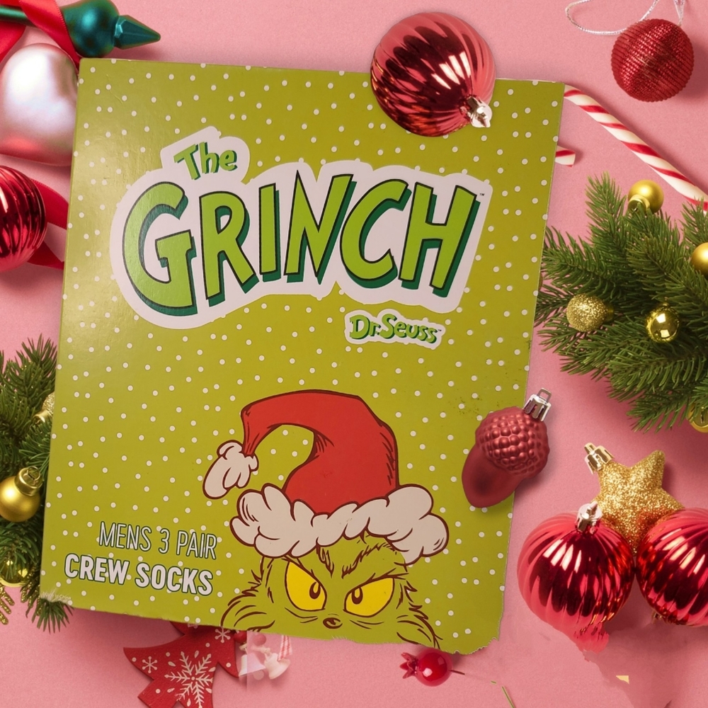 The GRINCH Dr. Seuss Socks lot of 3 NWT